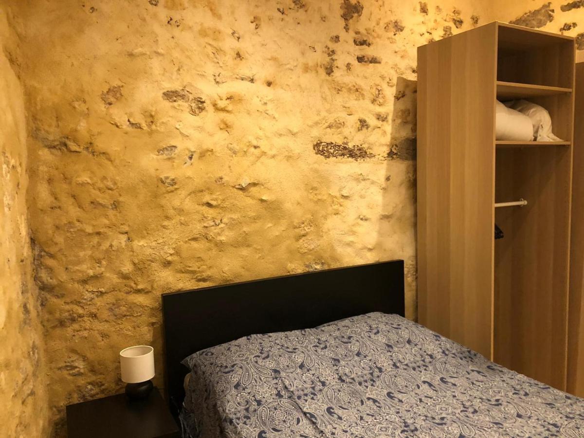 Superbe Appart Rustique Arles Exteriör bild